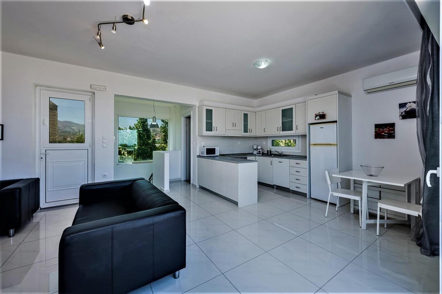 Xenos Villa 1 Tigkaki  Luaran gambar