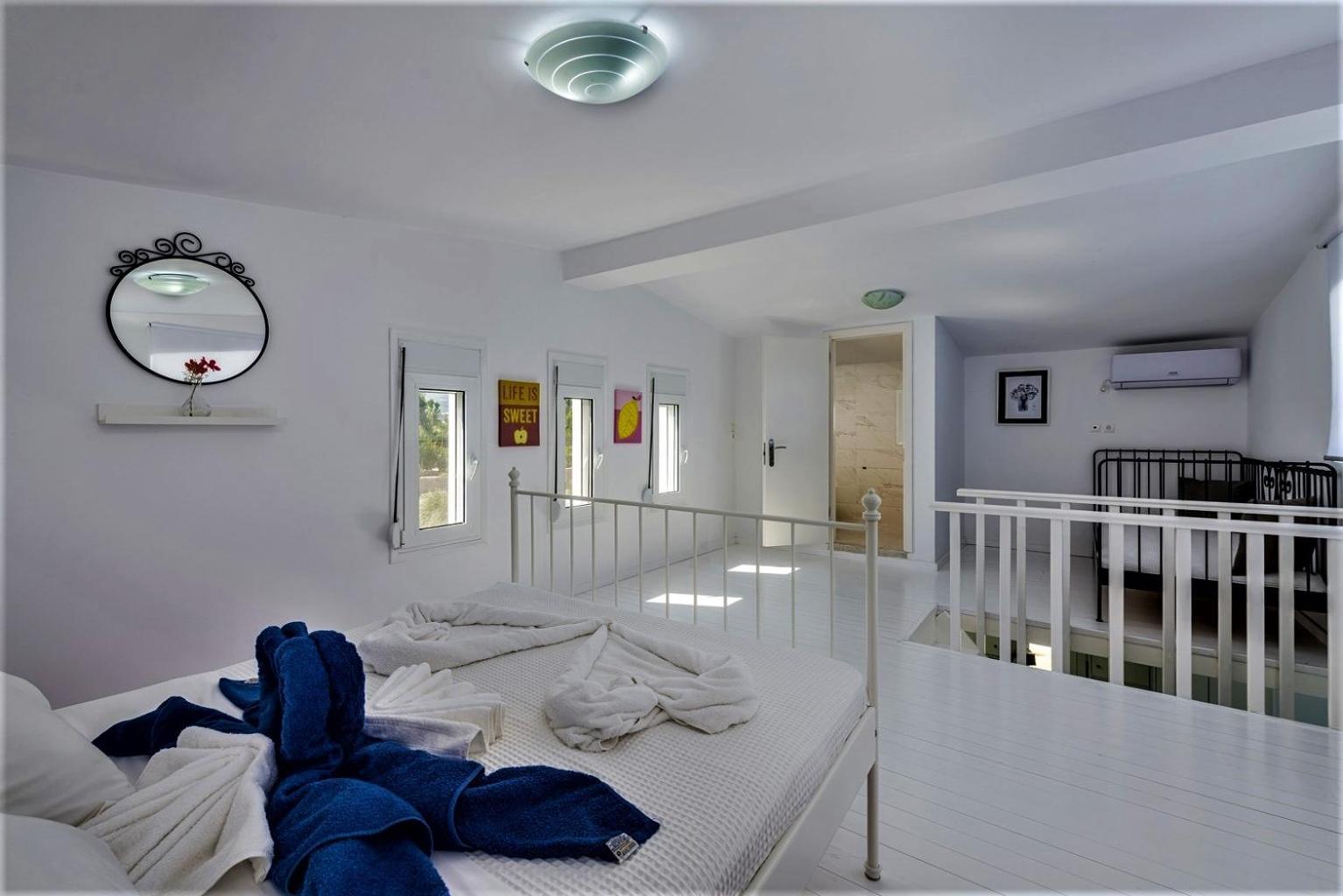 Xenos Villa 1 Tigkaki  Luaran gambar